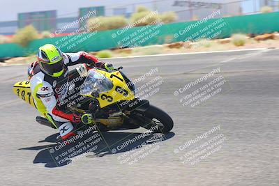 media/Jun-05-2022-WERA (Sun) [[64b01df28d]]/Race 14 B superstock expert and novice/